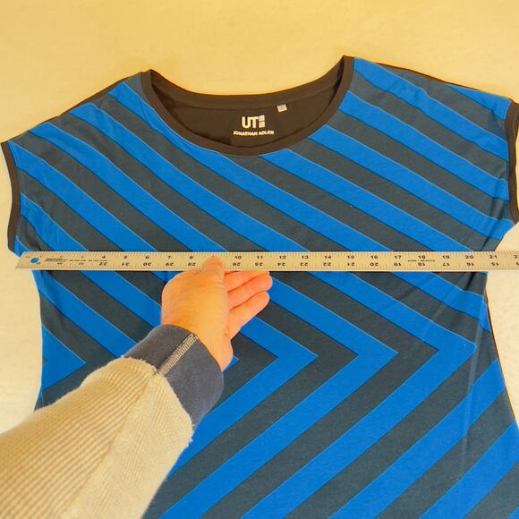 Jonathan AdlerX UT UniQlo Top Large Blue Diagonal Stripes Solid Back Sleeveless - Picture 4 of 8
